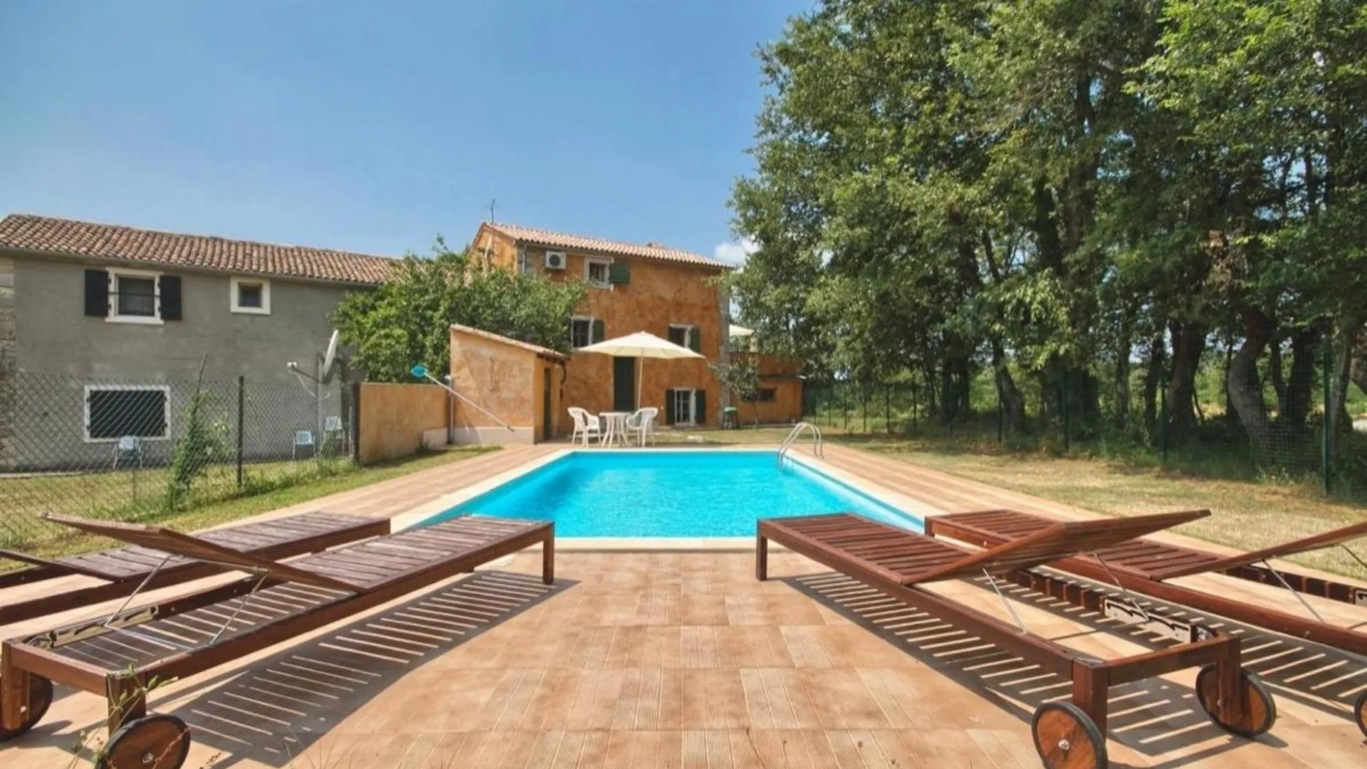 Ferienhaus Mit Privatpool Fuer 8 Personen Ca 150 Qm In Cervari, Istrien Westkueste Von Istrien Kanfanar